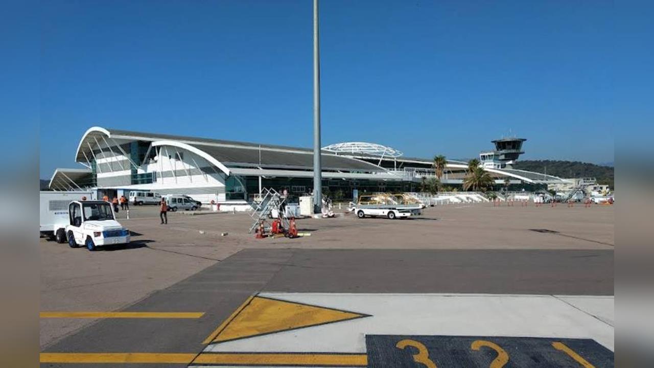 快新聞／太離譜！塔台航管員執勤中睡著　客機「空中盤旋滯留18分鐘」等他醒