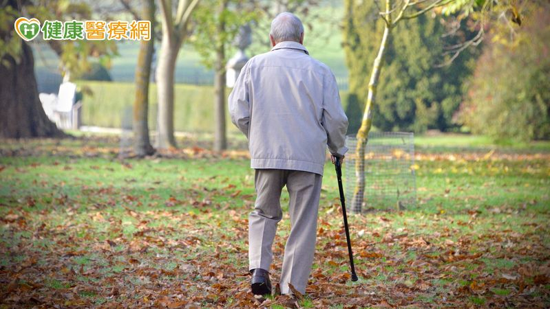 8旬老菸槍走兩步就喘　醫：恐為主動脈瓣膜狹窄警訊