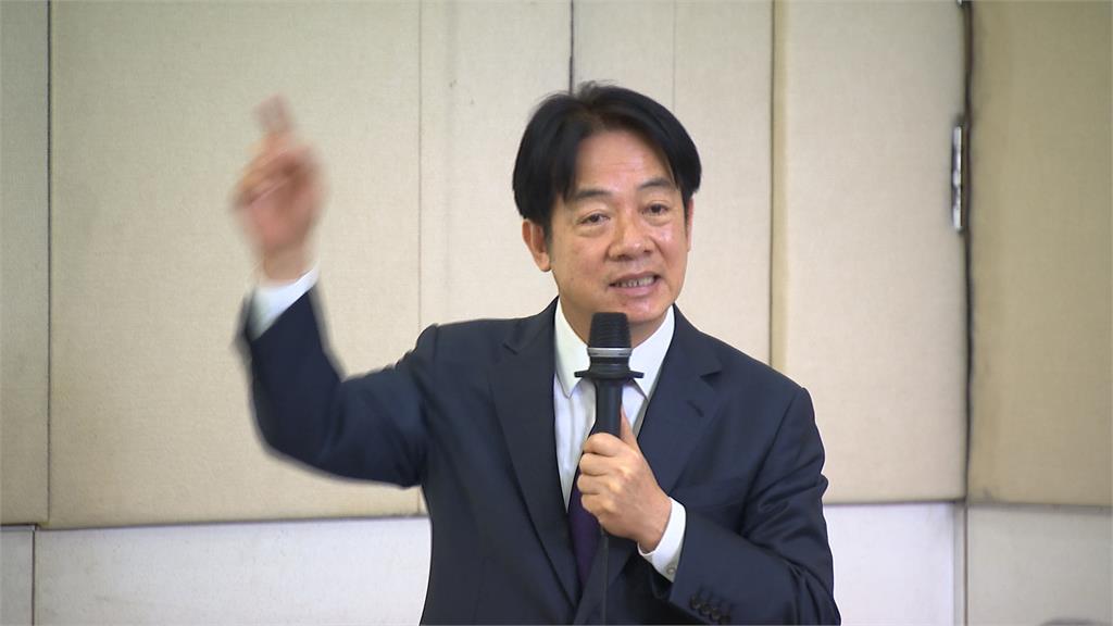 五股「傾聽之旅」與廠商座談 總統：不會犧牲任何行業