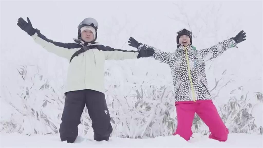日女星攜尪體驗北海道滑雪　「遇手機噴飛」差點找嘸：初學者一定要注意