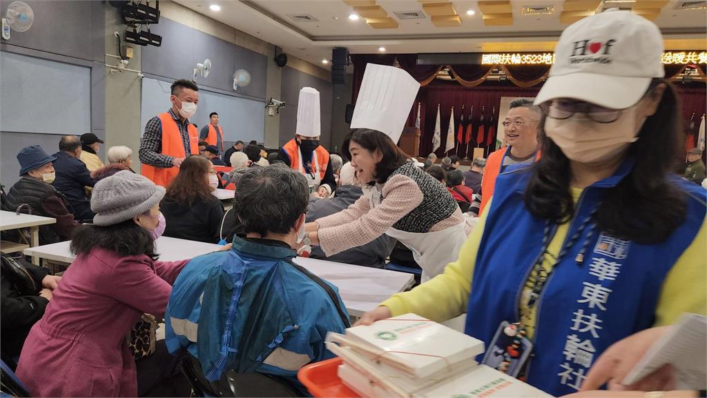 國際扶輪3523地區　新春與長者共餐送暖
