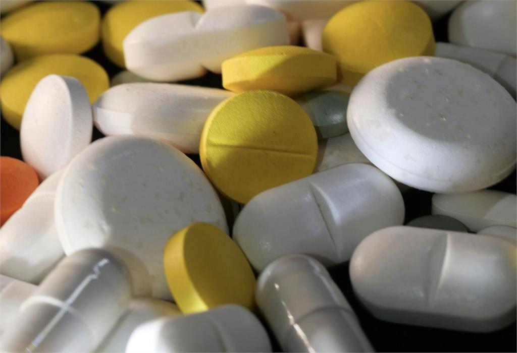 總統宣布健保「停砍藥價三年」   藥界、醫界發聲贊同