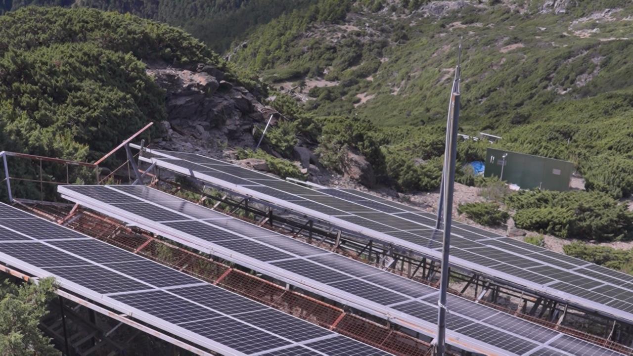 陳世凱登玉山氣象站視察 感謝第一線人員供資訊與救難