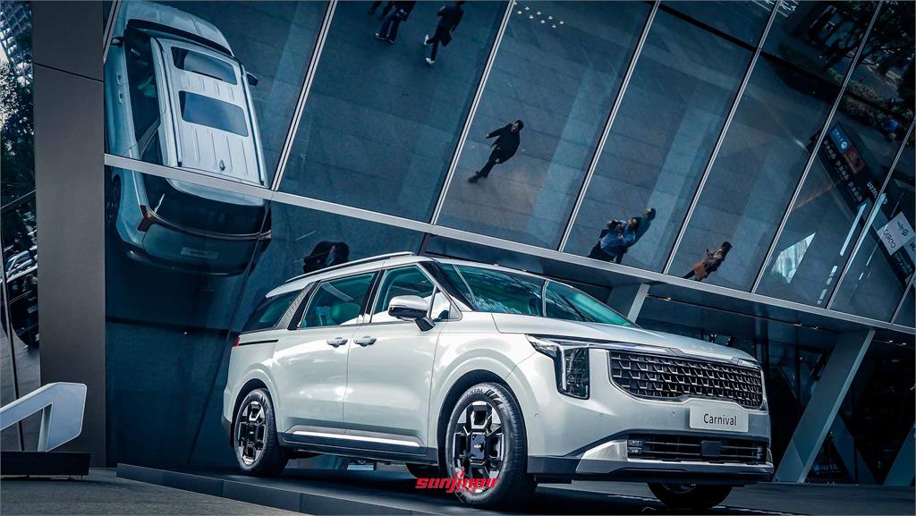 2025 Kia Carnival小改款登場！164.9萬起打造尊爵出巡全新格局