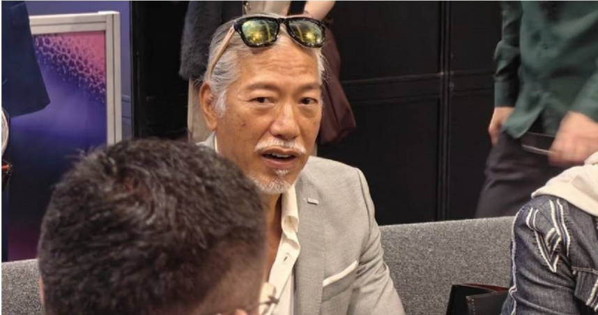 烏鴉現身了!張耀揚白髮曝光 親破「踩關公」禁忌傳聞