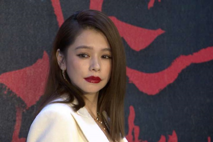 《紅衣》拍「人面魚」外傳 女主角徐若瑄道歉：「我懷第二胎」
