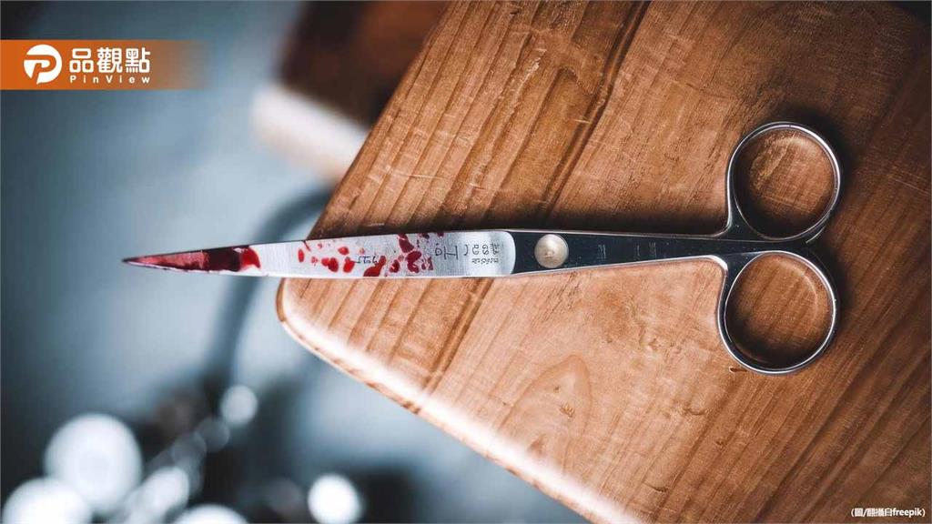 台中50歲男剪刀刺喉大失血!鄰居嚇傻 命危搶救中