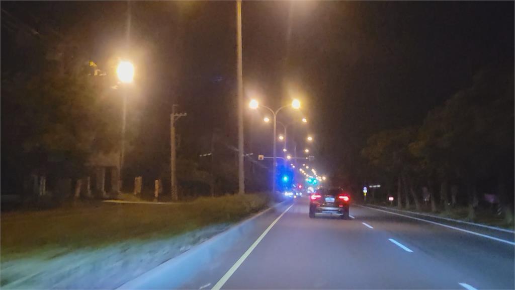 花蓮裝上千支「爆閃燈」太亮! 民眾:當耶誕城嗎?