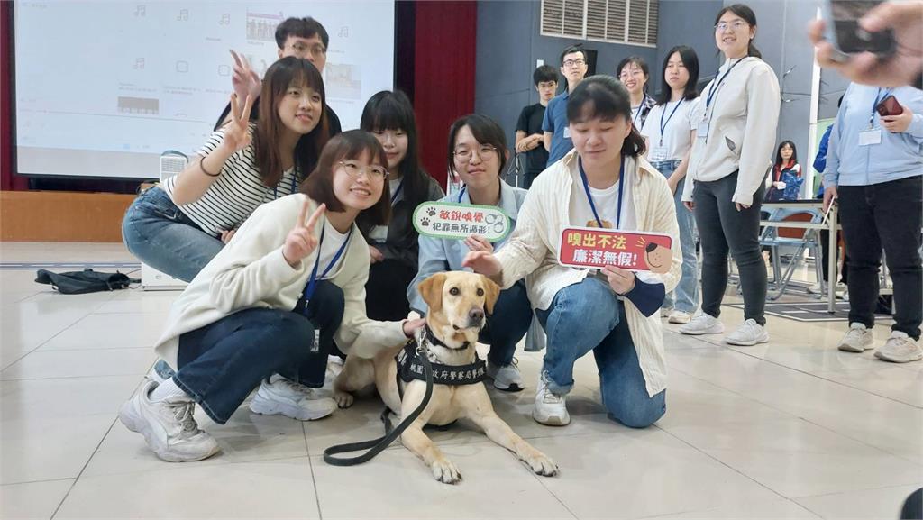 桃市推動廉政教育　警犬隊展演與戰情中心實操吸睛