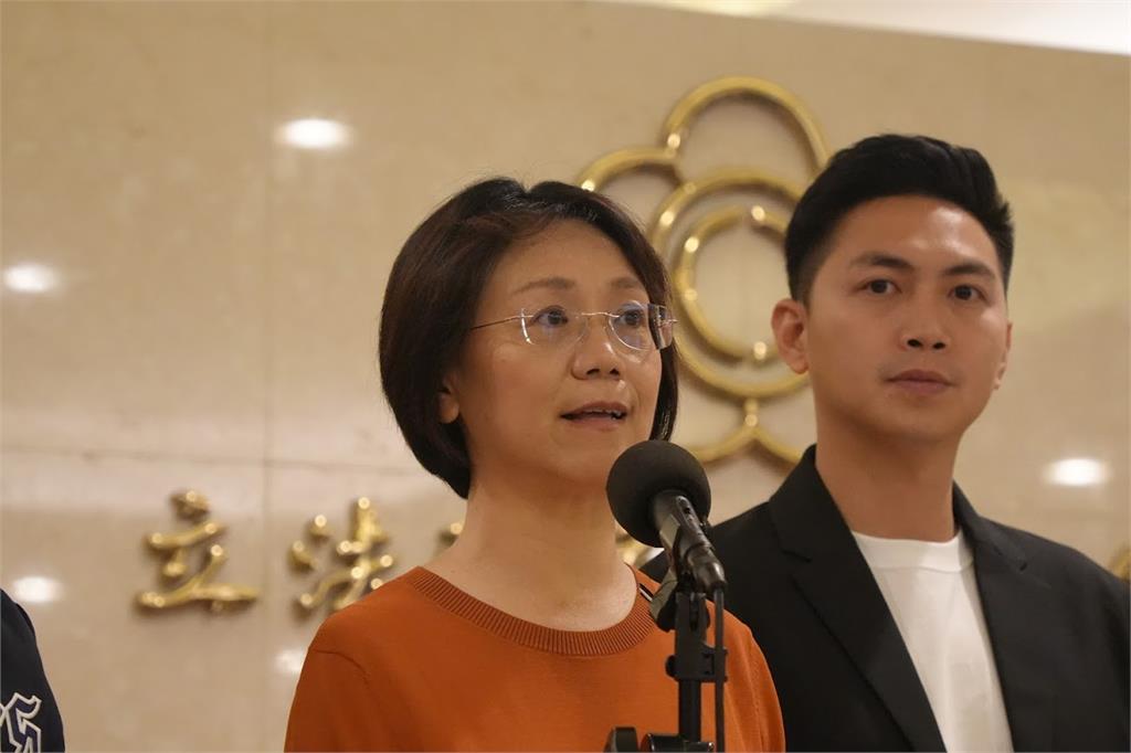 快新聞／翁曉玲替史雪燕叫屈狂問這句　賴瑞隆：只想併吞台灣還想當公職？