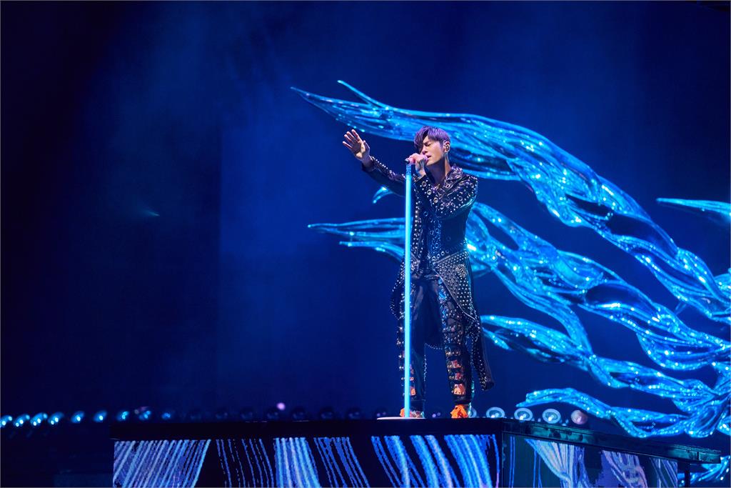 周杰倫大巨蛋演唱會最終場！　山下智久.林志玲現身　陳傑憲開金嗓