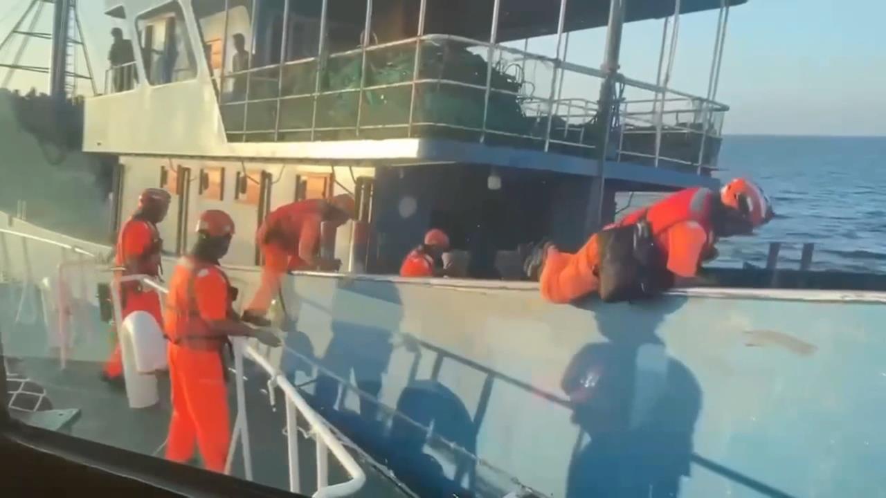 美揭中灰色地帶手段 台周邊209漁船「刻意隱藏身分」