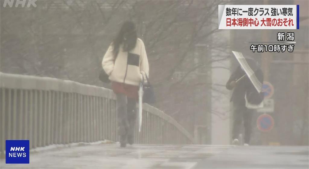 日韓迎白色耶誕　寒流來襲下暴雪　