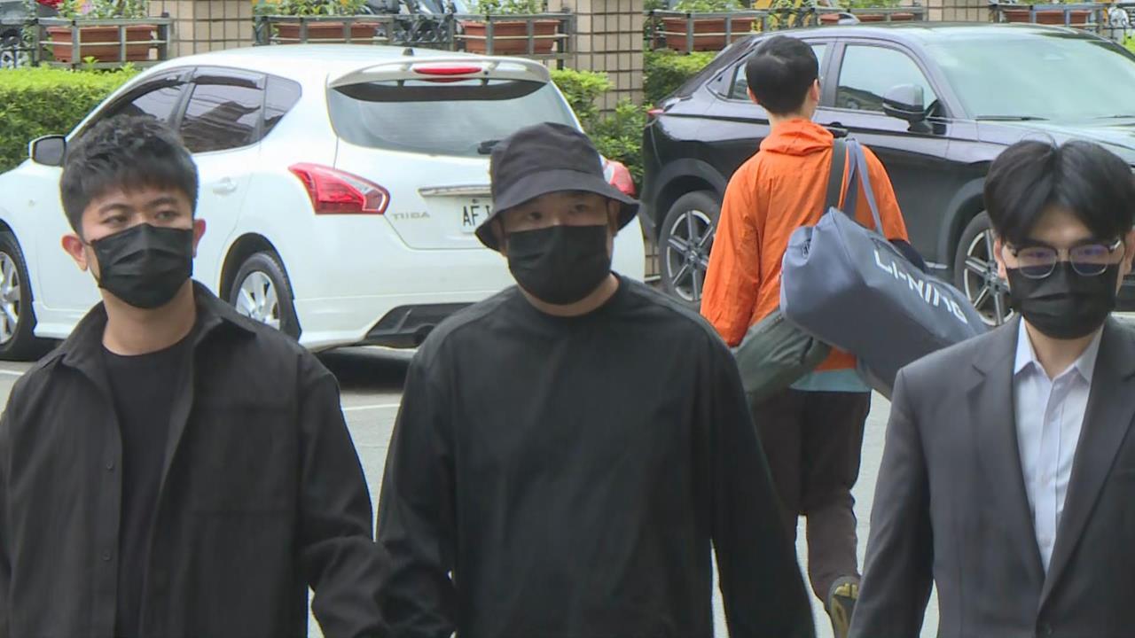 快新聞／新北地院續審「演藝界閃兵案」　傳喚阿達、廖人帥等14名自首藝人