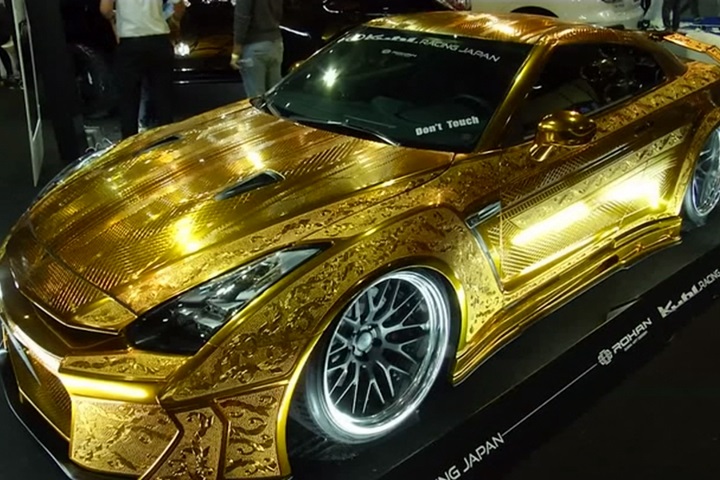 黃金超跑杜拜車展「蝦趴」登場 要價3千萬台幣