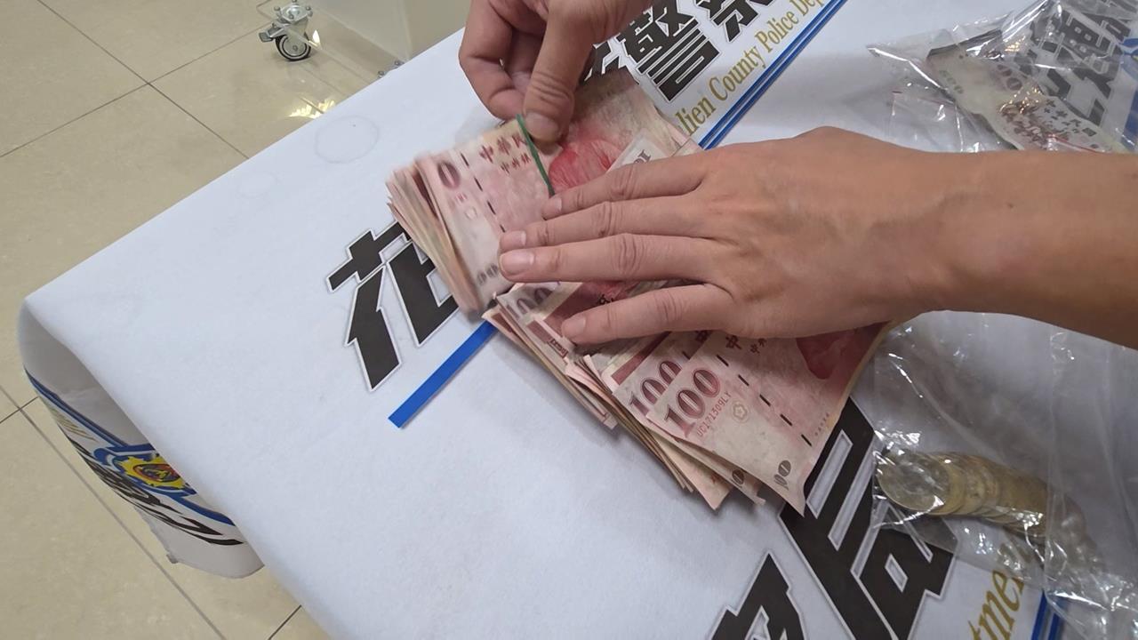 趁大水打劫光復鄉檳榔攤「偷現金」 警逮賊4萬贓款僅剩6千多