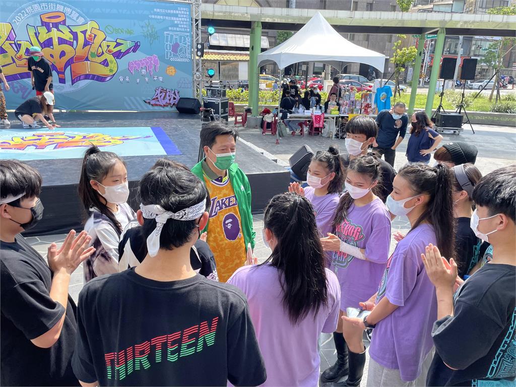桃園街舞博覽會登場! 鄭寶清大秀舞步 盼街舞成「全民運動」