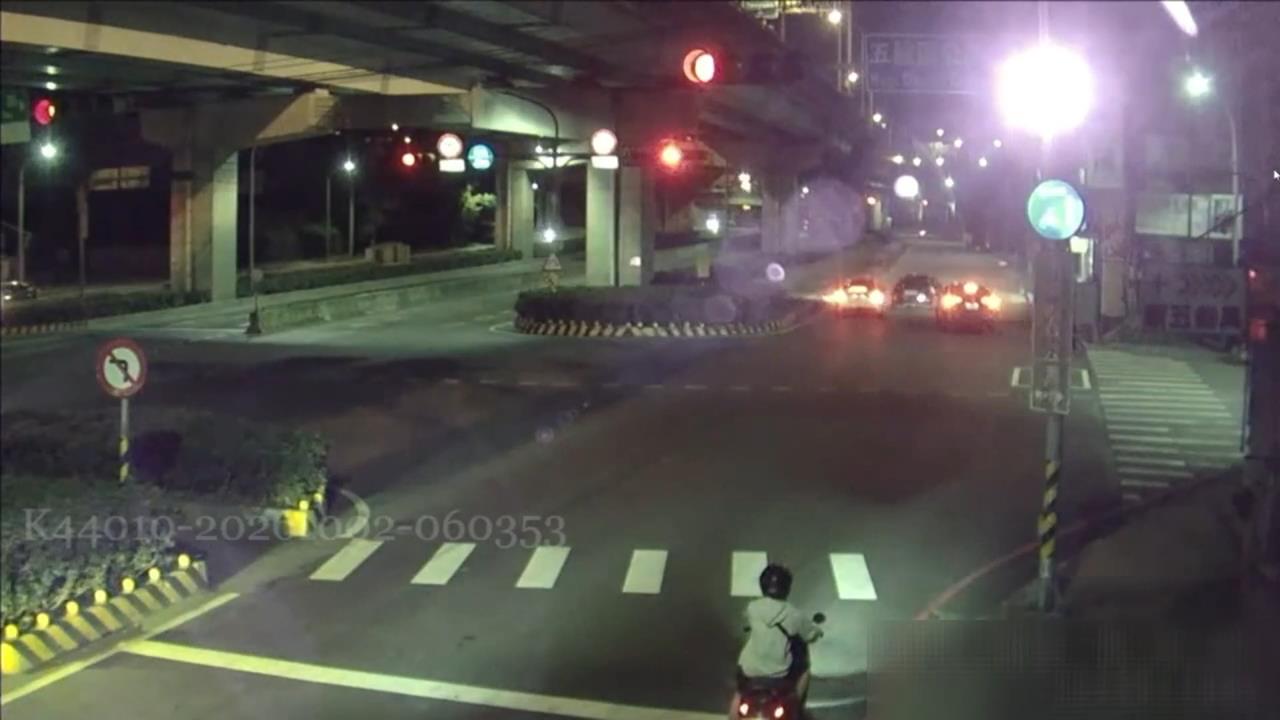 分手不和平！　男恐嚇前女友引女方親友不滿撂人砸車