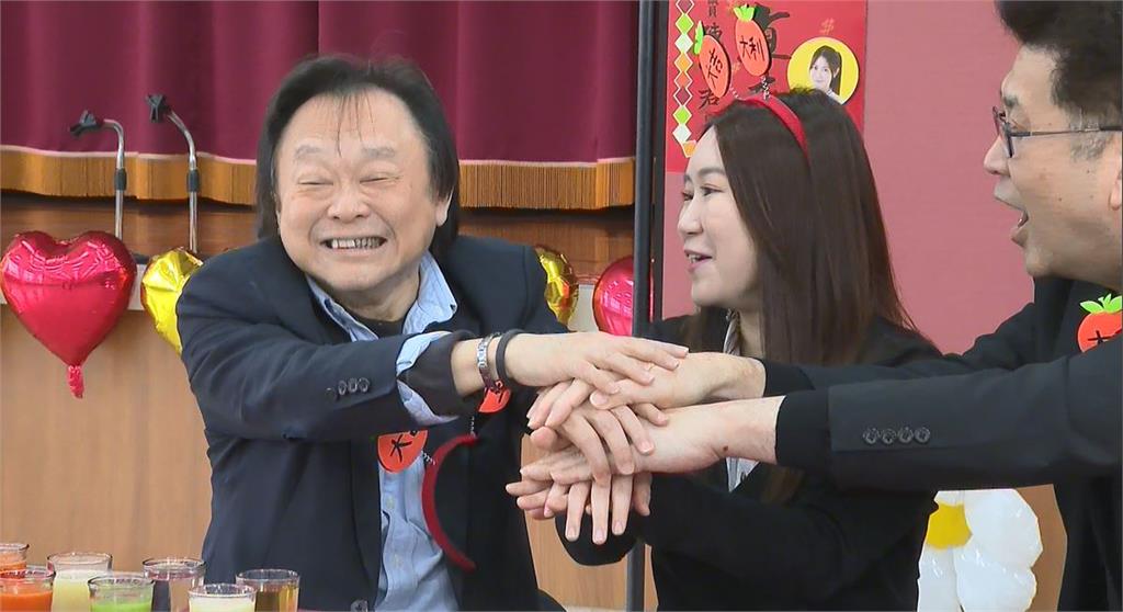 沒在怕王世堅、林世宗「萬箭穿心」 陳怡君大秀魔術功力