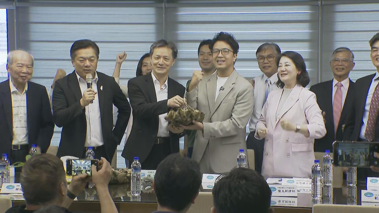 快新聞／喜歡宜蘭！沈伯洋自爆愛吃「蒜味肉羹」：連對面木瓜牛奶店都認得