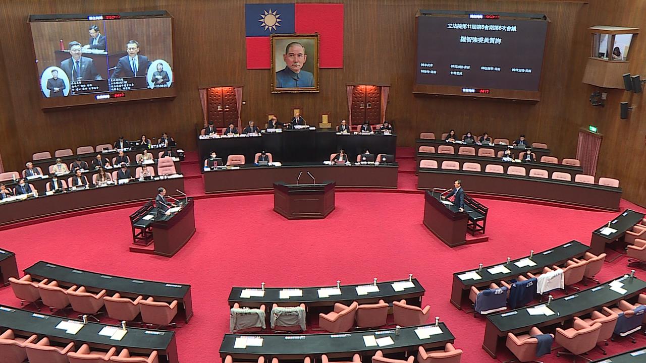 卓揆指藍設「中選會人事案騙局」　羅智強頻跳針喊拿出白紙黑字證明