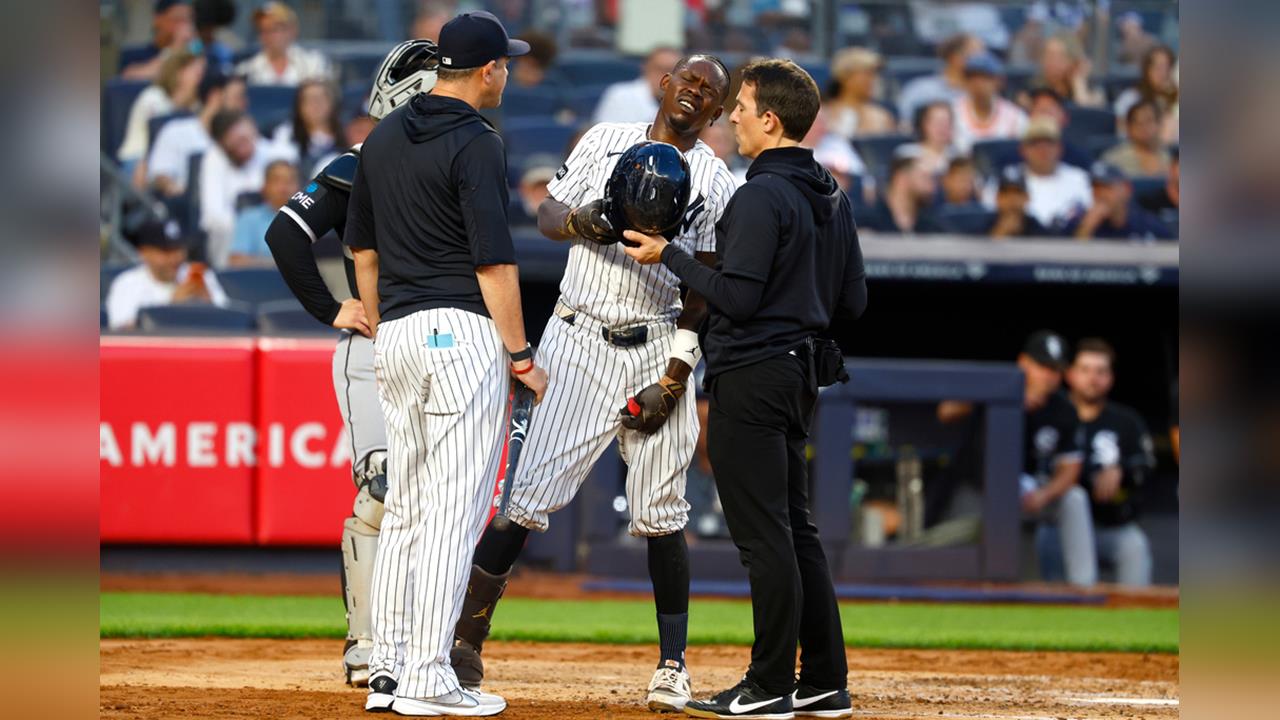 MLB(影)/蛋蛋的哀傷!「爵士哥」小齊澤姆被自打球命中要害 法官還在旁偷笑