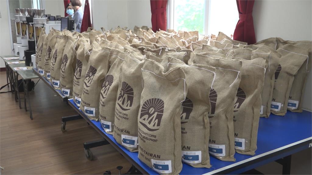 阿里山咖啡拍出高價　日曬組特等獎每磅3萬9千