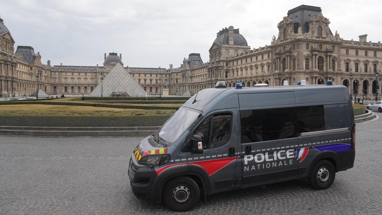 巴黎羅浮宮驚天竊案！　檢方指不入流竊賊所為：非職業型組織犯罪