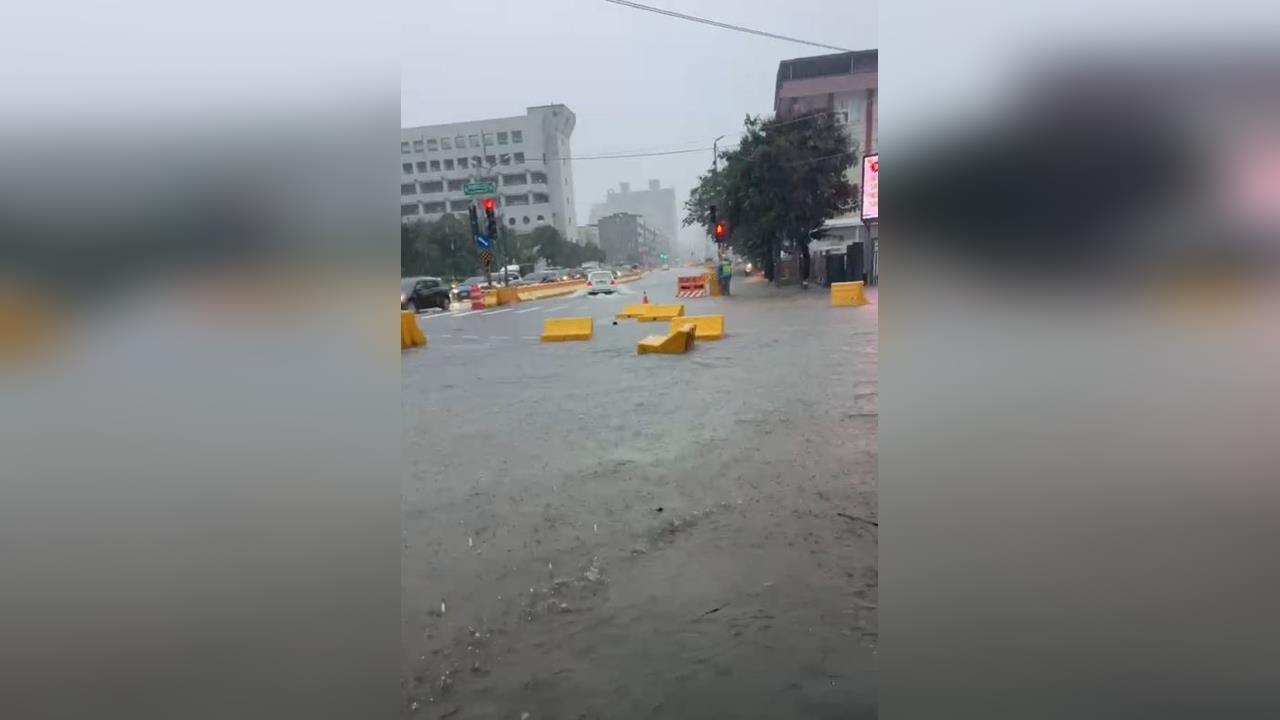 快新聞／鳥松、鳳山強降雨積水已消退  　高雄捷運局迅速處置