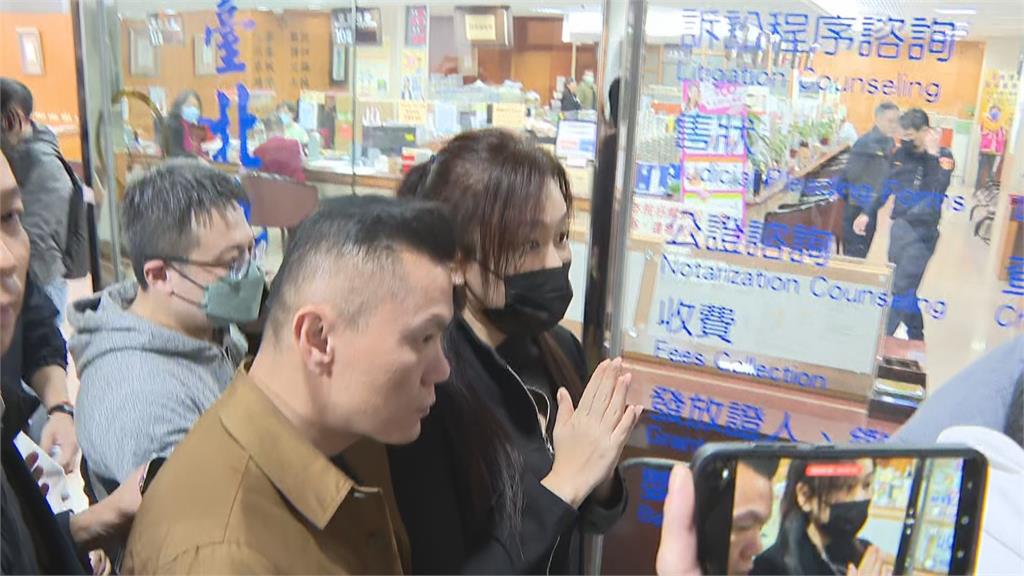 快新聞／黃國昌太太替柯文哲具保　吳靜怡：得分！太感人了