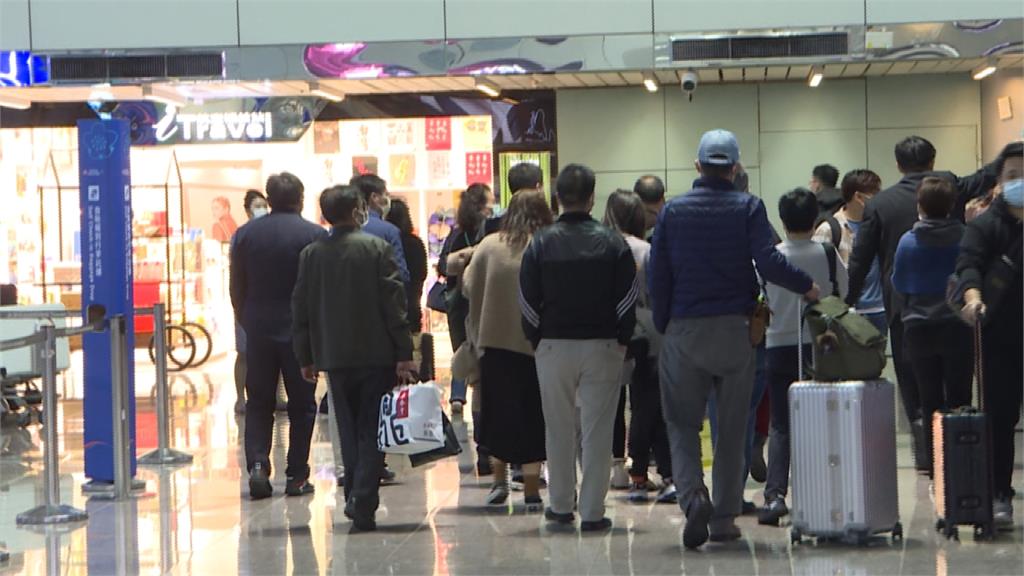 憂成防疫缺口！來台武漢團共55人 今提前離境