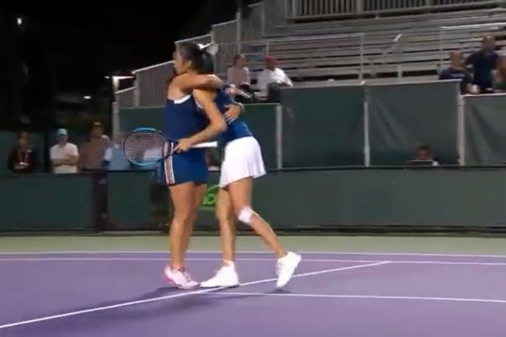 詹家姊妹搶十苦戰 晉級邁阿密網賽女雙八強