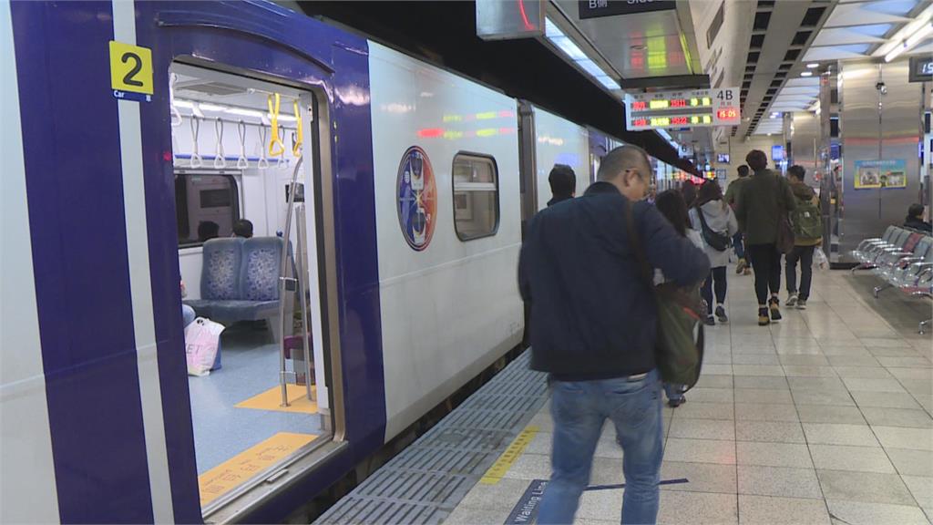 快新聞／豪雨影響！台鐵「十分至菁桐」路線中斷　雙向列車延誤