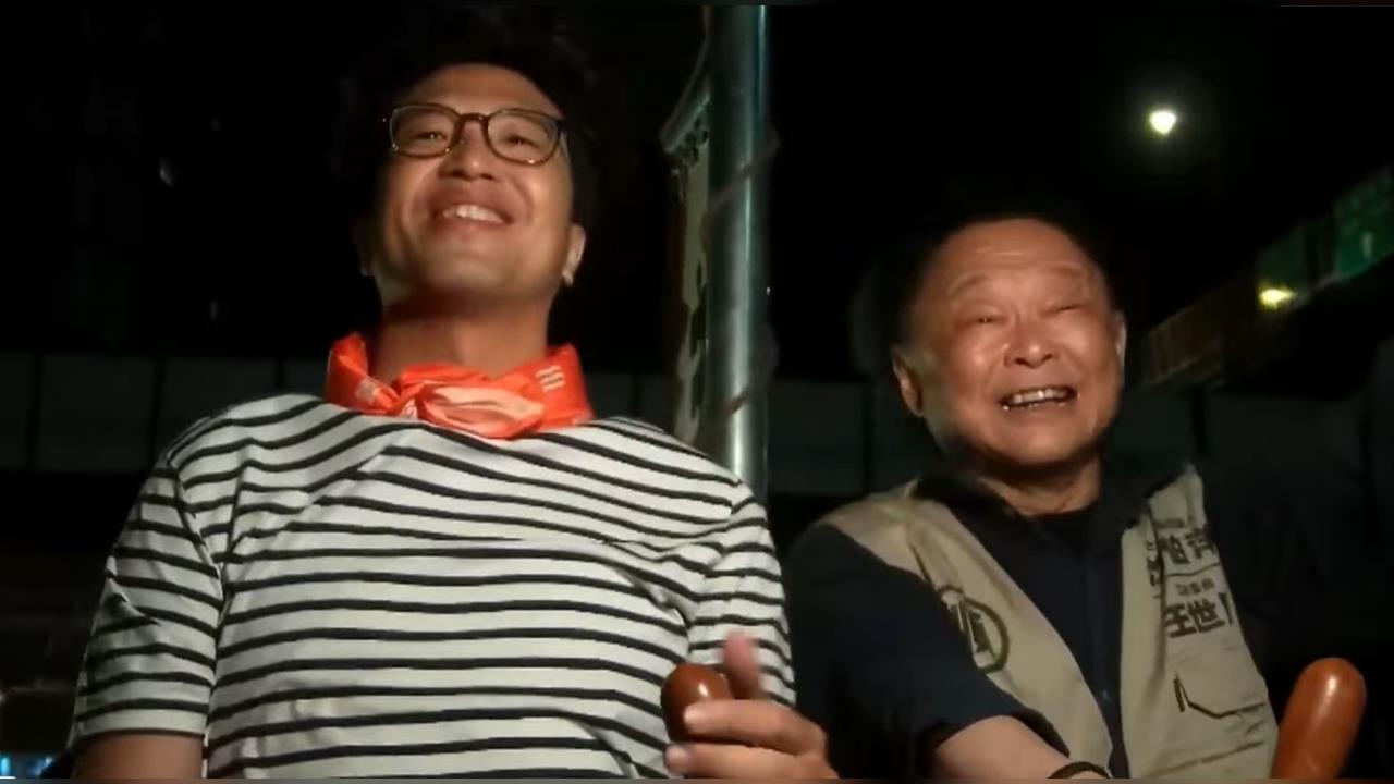 被洋流震撼教育！沈伯洋車掃私聊王世堅「噴出1句大實話遭放送」網重播笑翻