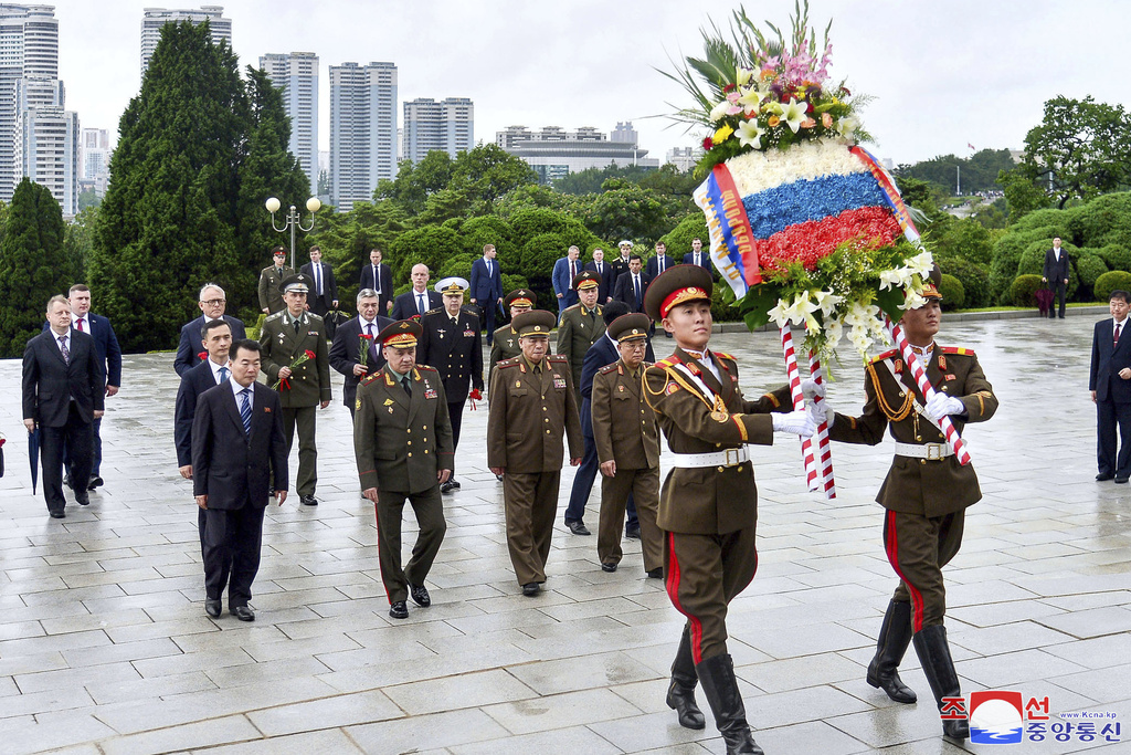 北朝鮮「戰勝節」閱兵　邀中俄高層觀禮秀核武肌肉