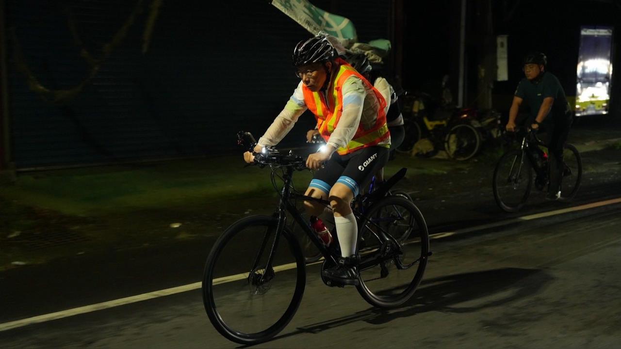 一日北高今晨3:46抵終點高雄!柯文哲曝心聲:「4個字」聽了幾百次