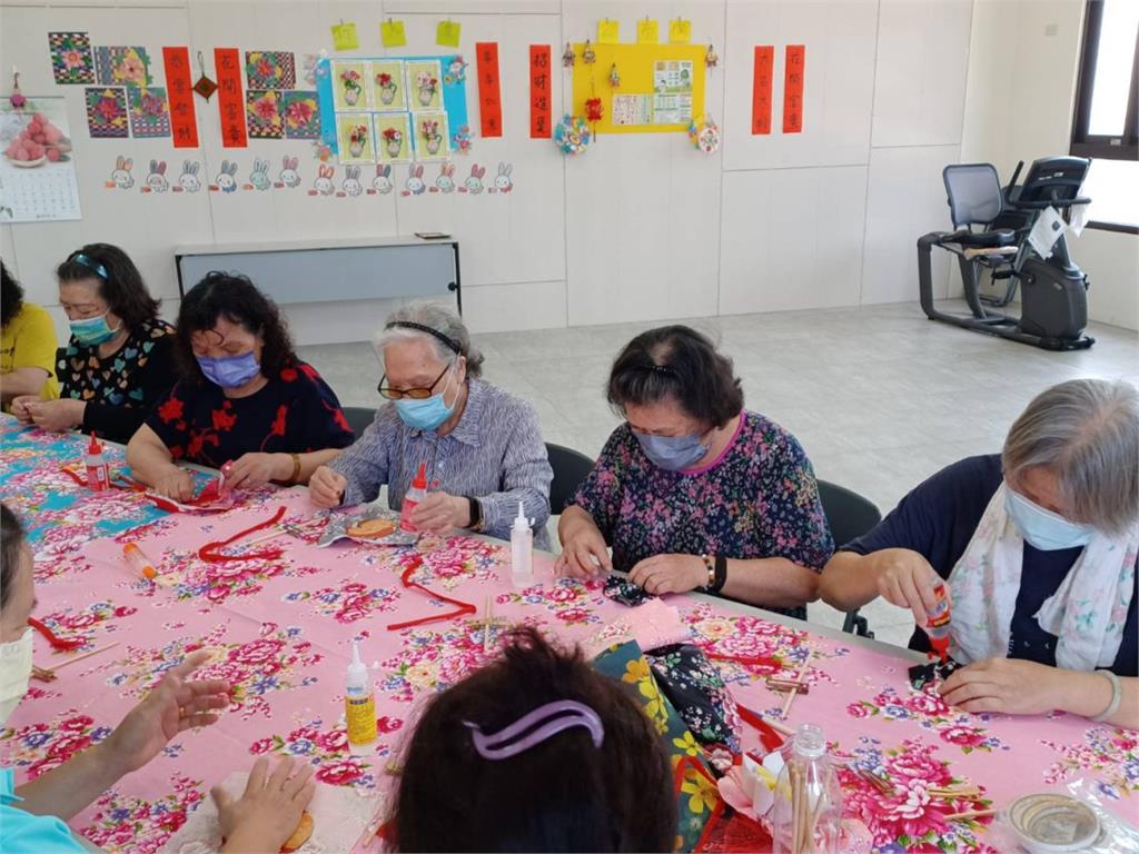 桃園市伯公照護站結合醫療院所　融入客家文化落實在地老化政策