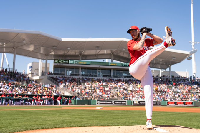 MLB(影)／紅襪新王牌投手猛飆101英哩火球　春訓熱身賽展現K功