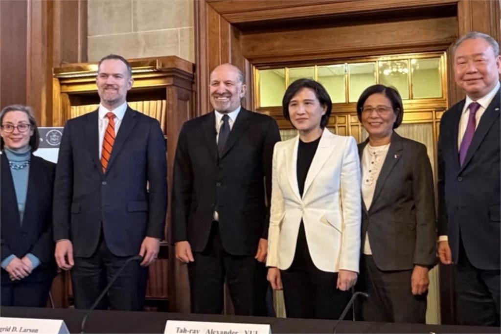 台美關稅敲定　行政院：關稅15％與歐盟、日、韓持平