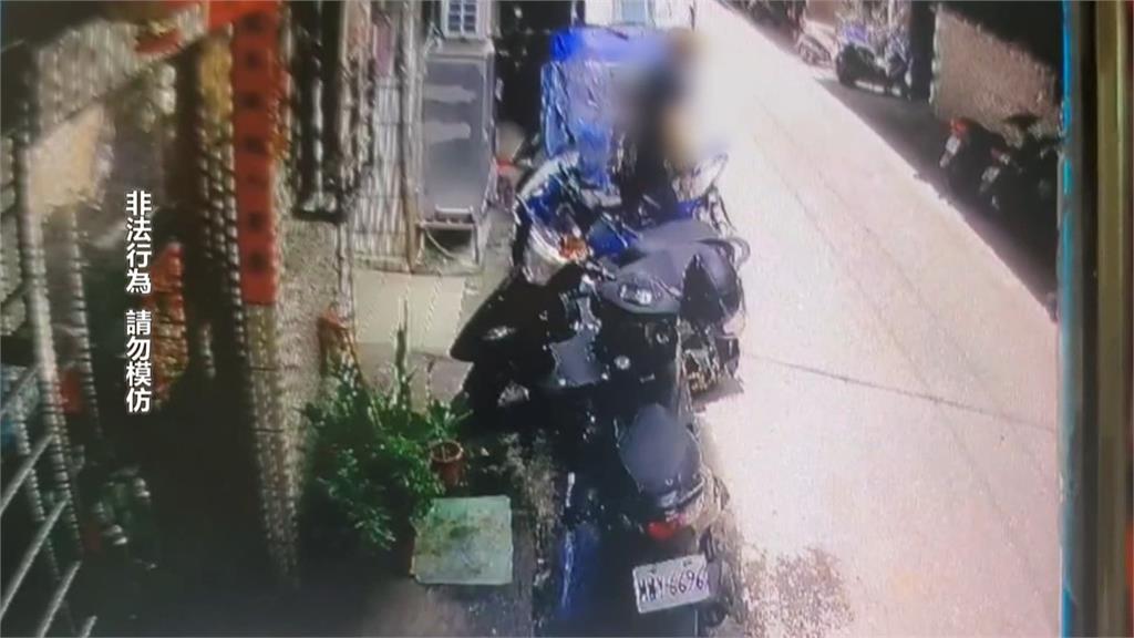 疑討債不成？　男拿「排氣管砸門、巷口噴滅火器」搗亂　嚇壞鄰居