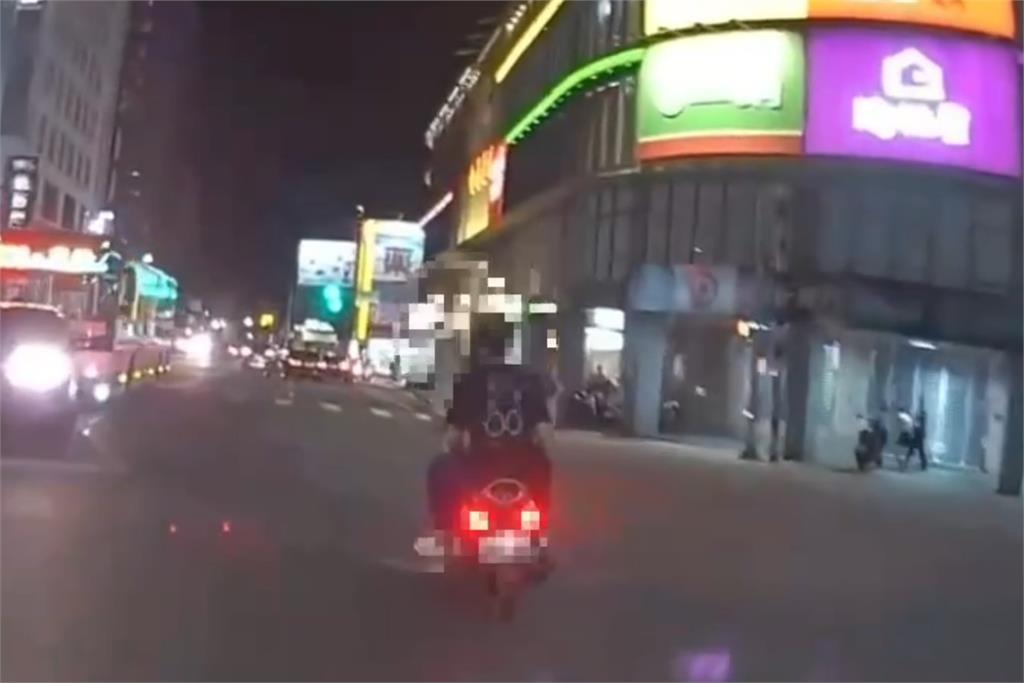 快新聞／往哪裡逃？三重2男身上藏毒「與警展開飛車追逐」　擦撞路人倒地遭逮