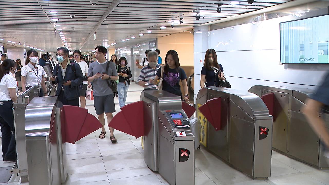 高鐵台北站塵封２０年「神秘通道」　開放全新三個票閘口紓解尖峰人潮