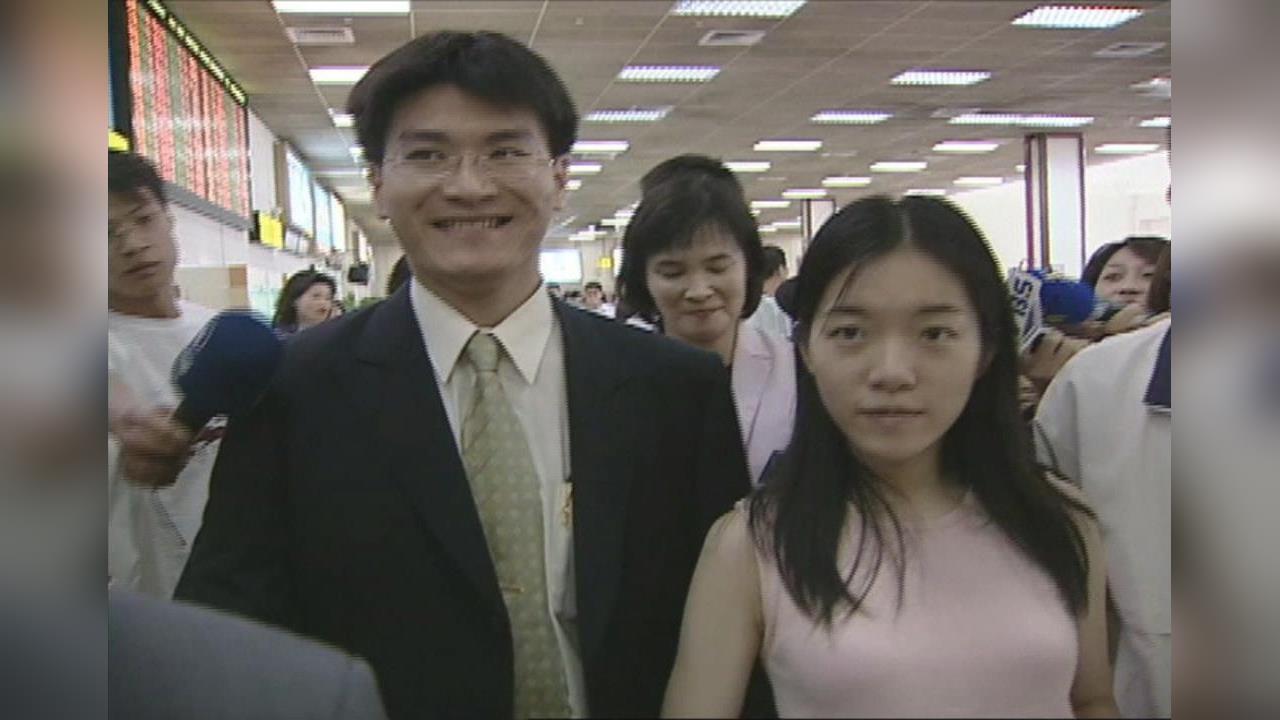 快新聞／趙建銘1星負評消失了！陳幸妤評論驚見「2店家」奪5星　網驚：到底多好吃？