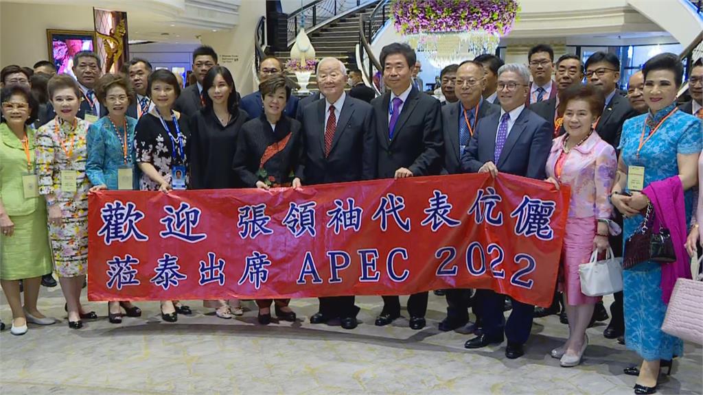 張忠謀抵曼谷！第6度代表台灣參加APEC　逾30僑胞熱情歡迎