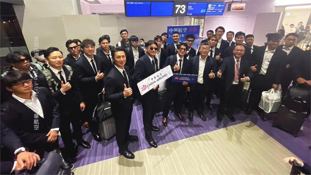 F16升空伴飛+水門禮　最高規格歡迎台灣英雄回家