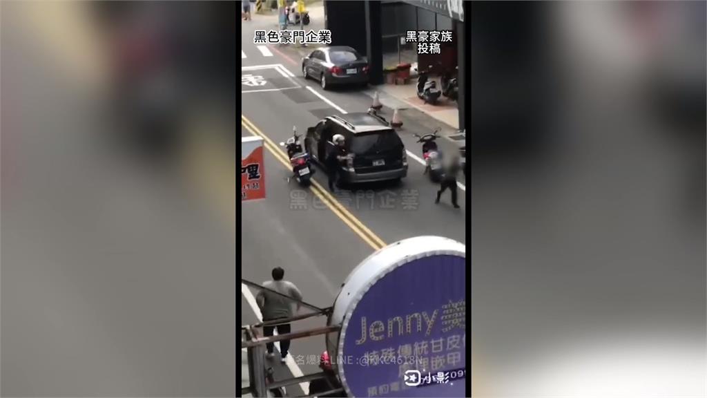 逃逸移工躲盤查　趁紅燈下車鳥獸散　熱心民眾出手出腳協助逮人