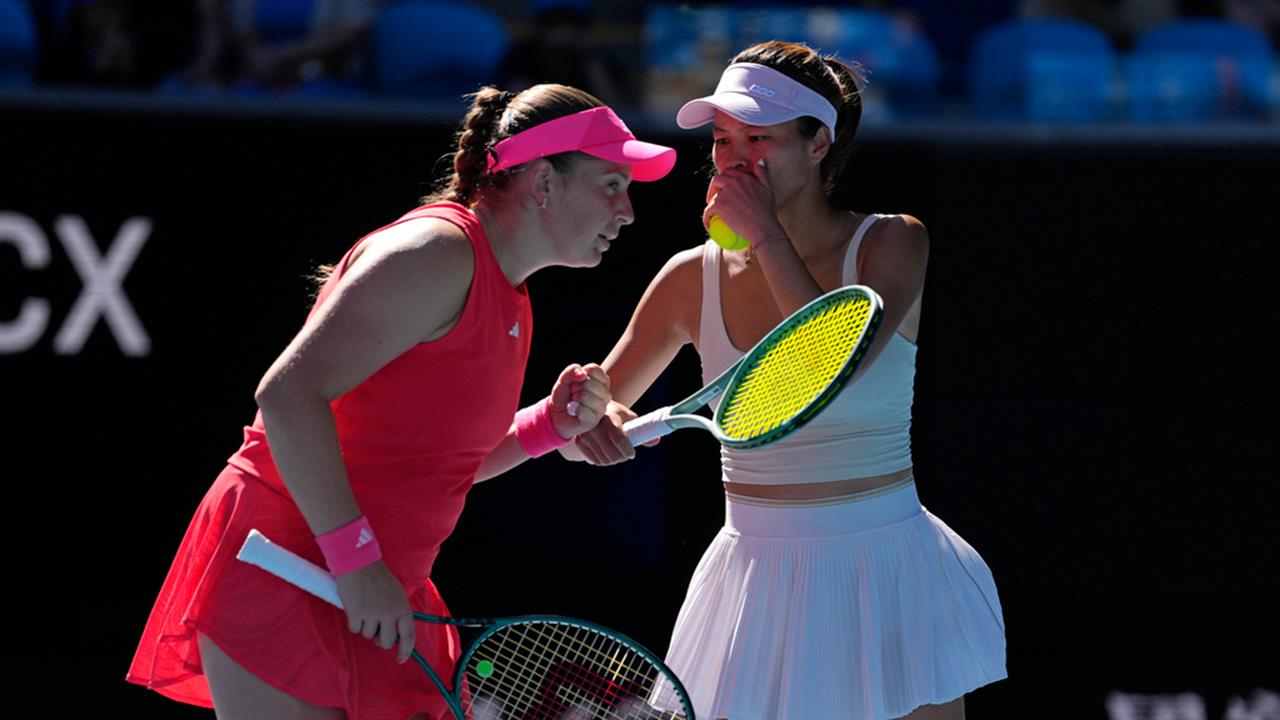 網球(影)/台灣一姊謝淑薇搭檔「O妹」闖布里斯本女雙4強!備戰澳網狀態佳