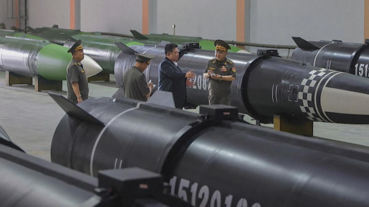 金正恩視察飛彈工廠展示軍力　韓媒：北韓先遣隊已抵北京