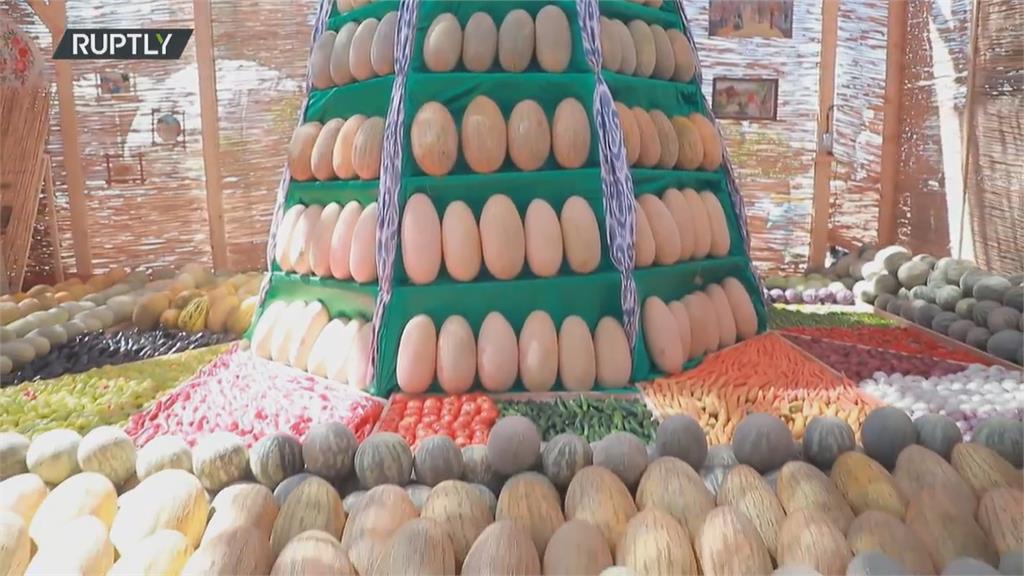 烏茲別克「甜瓜共和國節」　30多種瓜吃個過癮