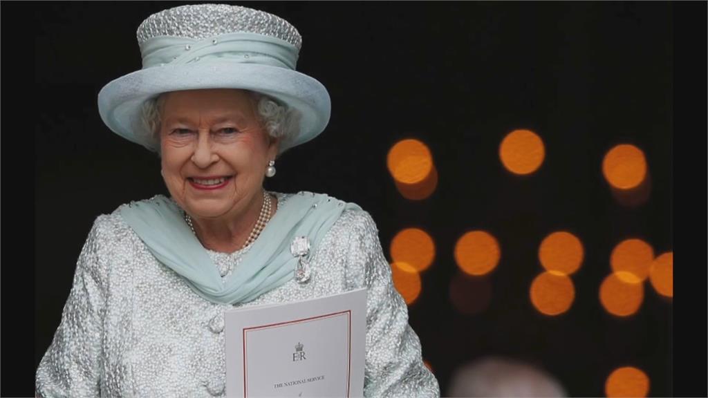 25歲登基70年！英女王帶領英國走過風雨興衰